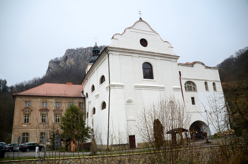 Svat Jan pod Skalou - kostel Narozen svatho Jana Ktitele