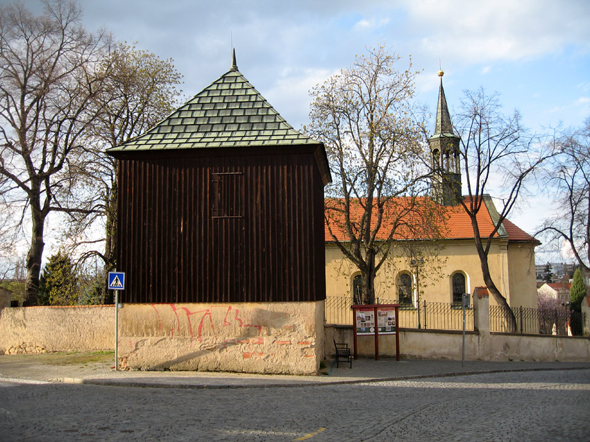 Kostel Stt svatho Jana Ktitele v Hostivai