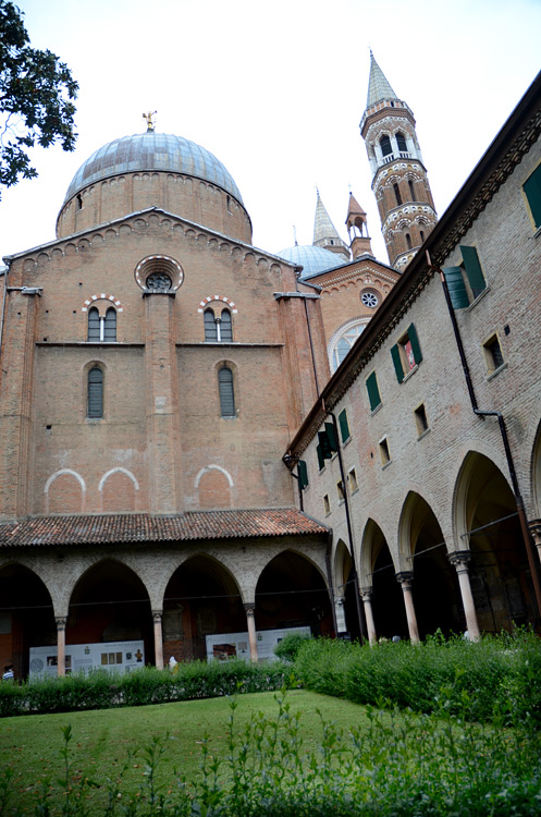 Bazilika svat�ho Anton�na