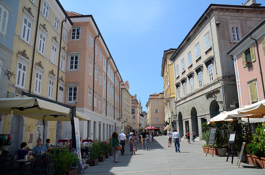 Terst - okol Piazza Unita