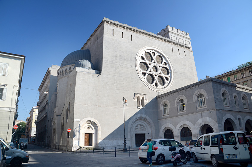 Terst - okol Piazza Unita