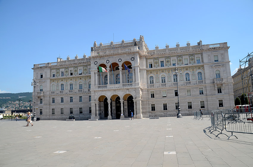 Terst - okol Piazza Unita