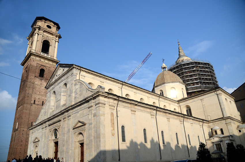 Tur�nsk� katedr�la