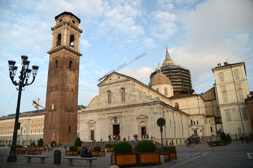 Tur�nsk� katedr�la