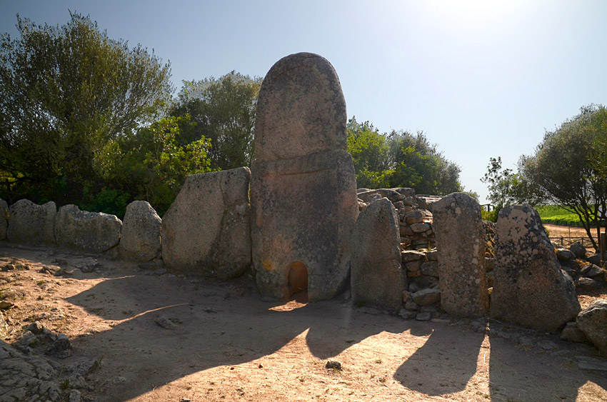 Coddu Vecchiu - Tomba Giganti