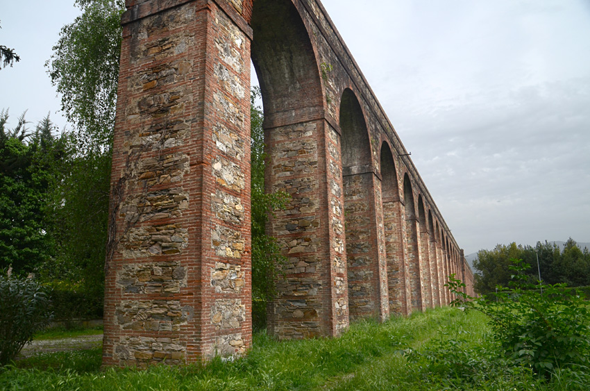 Lucca - Tempietto nottolini
