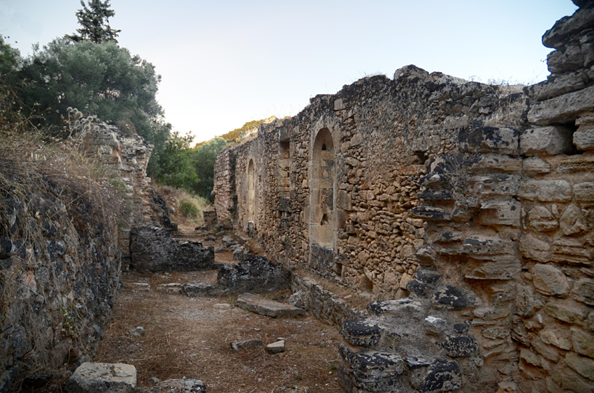 Episkopi - El Rotonda