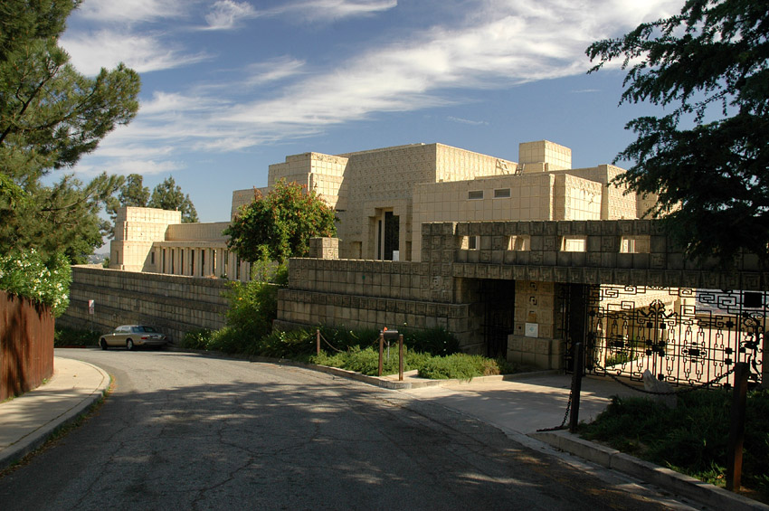 Ennis House