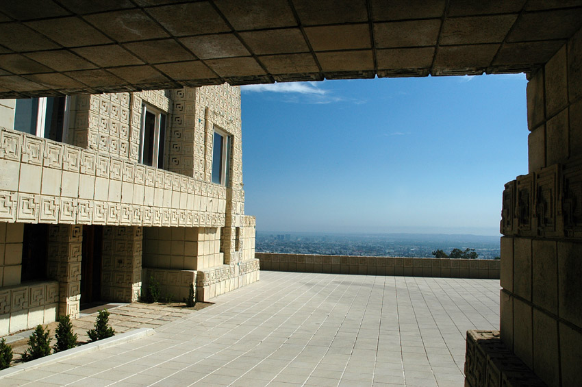 Ennis House