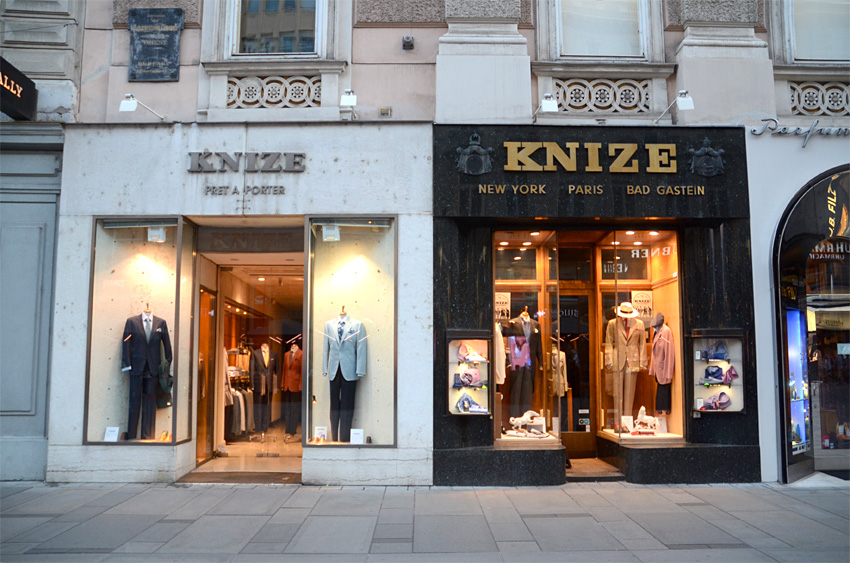 Vídeň - krejčovský salon KNIŽE