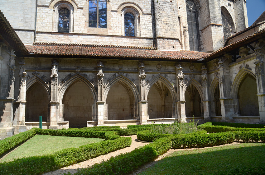 Cahors - katedrla Saint-tienne