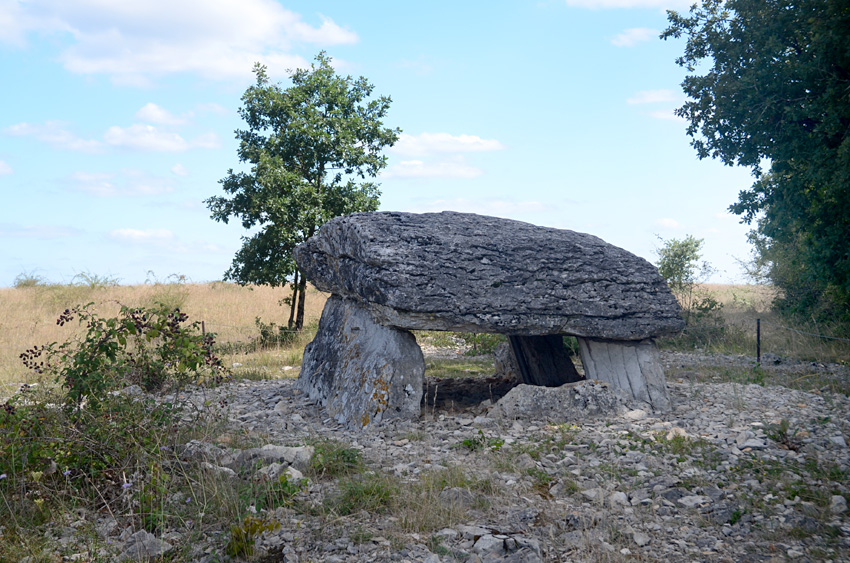 Gralou - dolmen z Pech-Laglaire