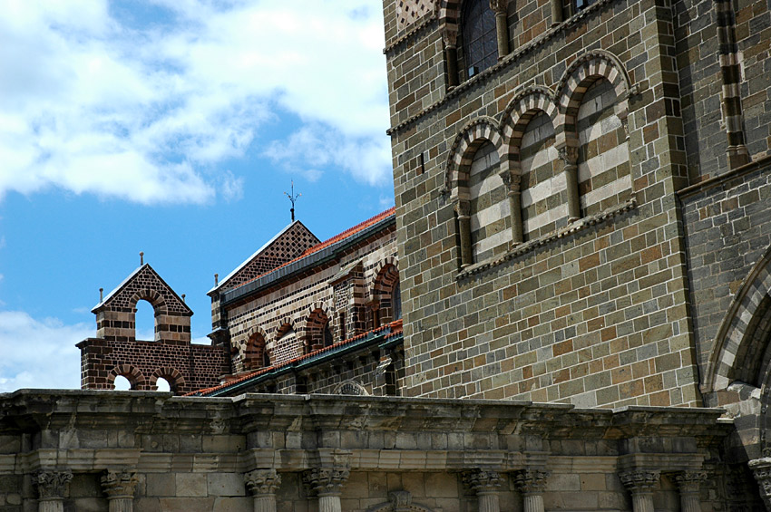 Katedrla Notre Dame v Le Puy