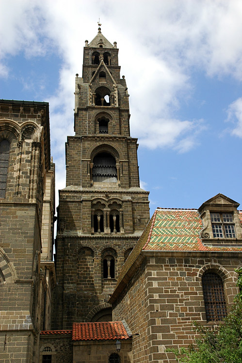 Katedrla Notre Dame v Le Puy