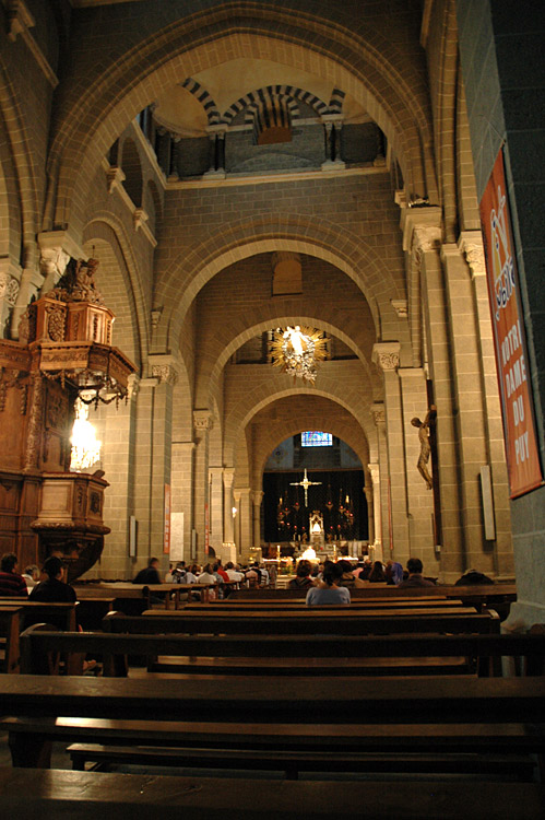 Katedrla Notre Dame v Le Puy