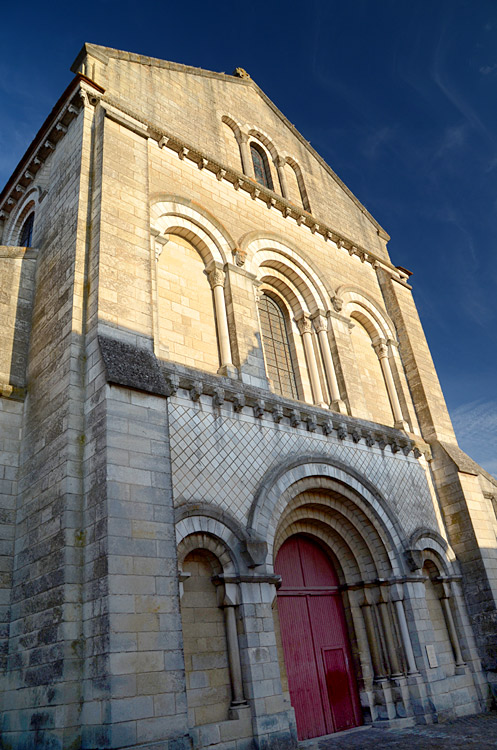 Poitiers - kostel Saint-Hilaire-le-Grand