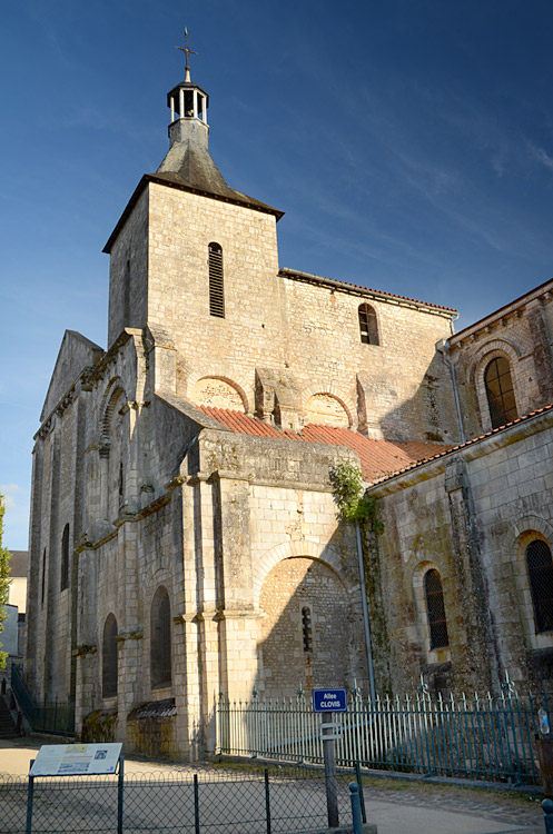 Poitiers - kostel Saint-Hilaire-le-Grand