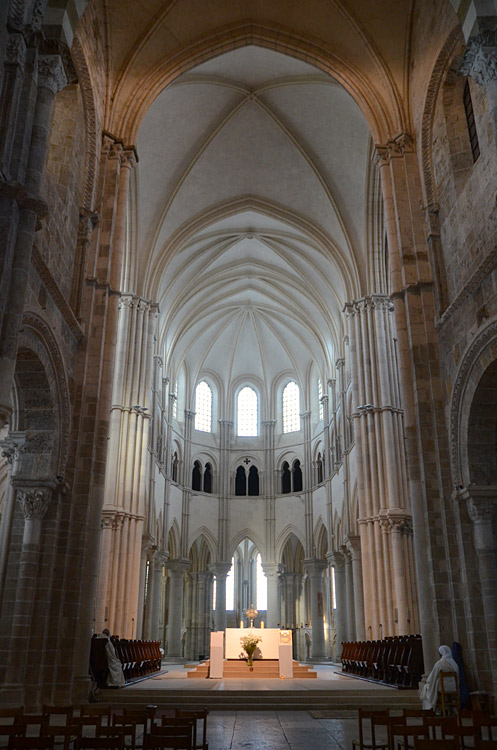 Vzelay - bazilika Sainte-Marie-Madeleine