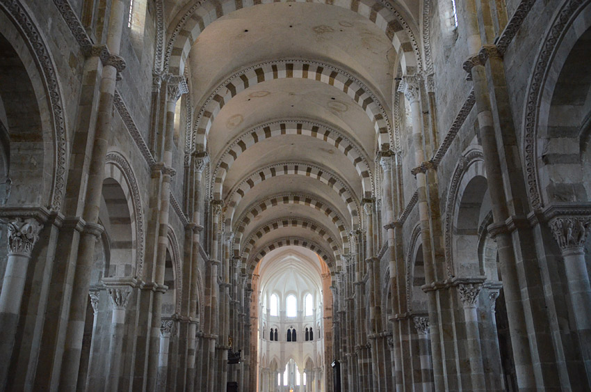 Vzelay - bazilika Sainte-Marie-Madeleine