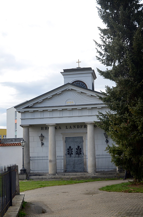 Jindřichův Hradec - hrobka Landfrasů