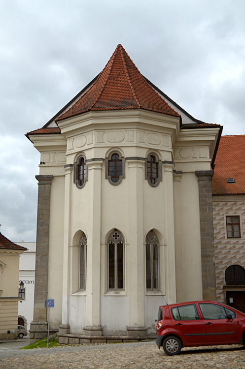 Jindřichův Hradec - kostel svaté Máří Magdaleny