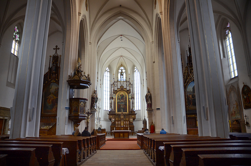 Jindřichův Hradec - kostel Nanebevzetí Panny Marie