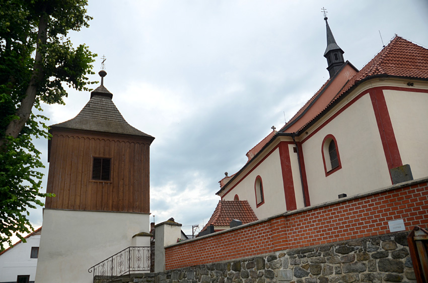 Lnáře - kostel svatého Mikuláše