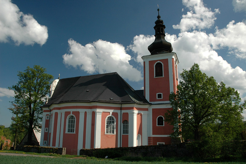 Božanov - Kostel svaté Máři Magdalény