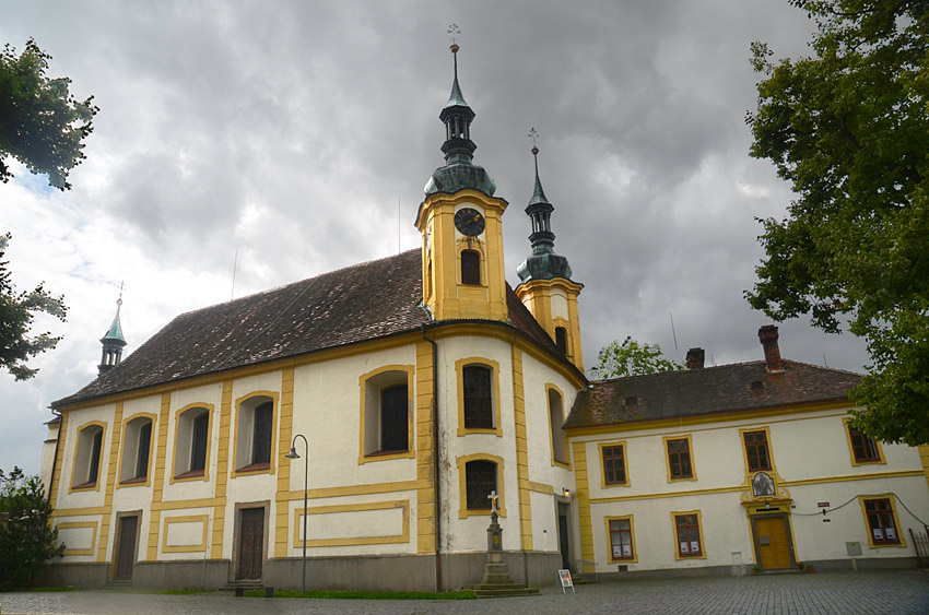 Opočno - kostel Nejsvětější Trojice