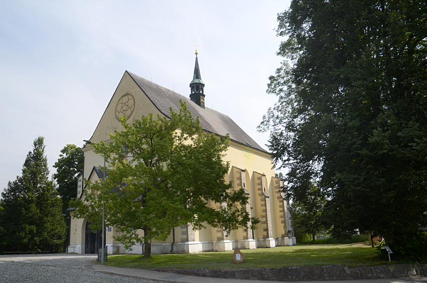 Rovensko pod Troskami - kostel svatého Václava