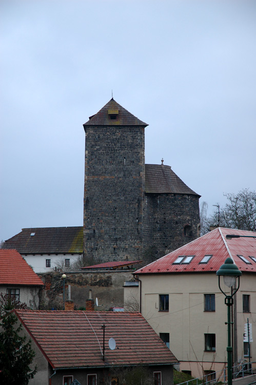 Týnec nad Sázavou - rotunda a  hrad