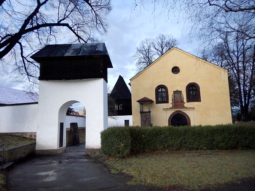 Český Brod - kostel Nejsvětější Trojice