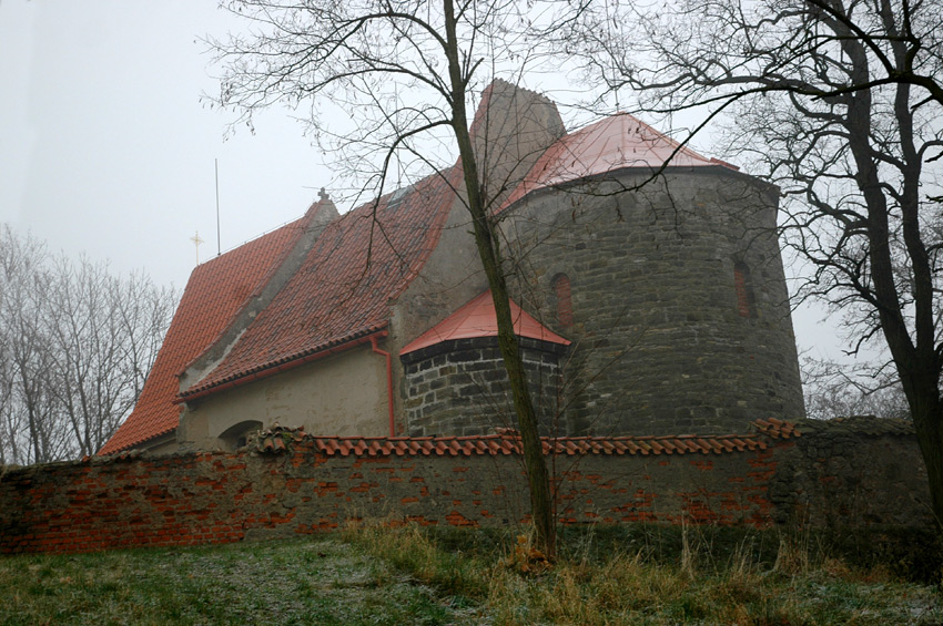 Hradešín - kostel svatého Jiří