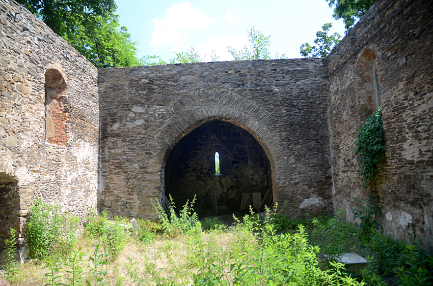 Kolín - zřícenina kostela Všech svatých