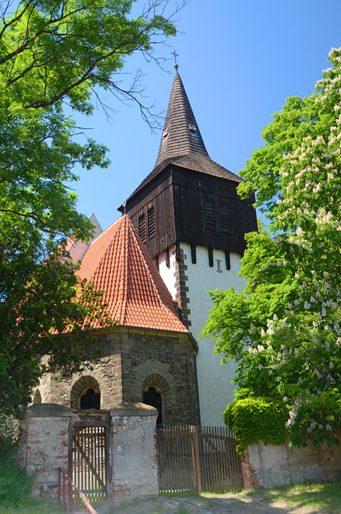 Skramníky - kostel Stětí svatého Jana Křtitele