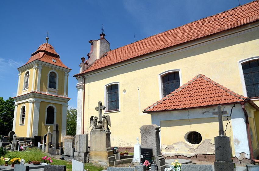 Vrbčany - kostel svatého Václava