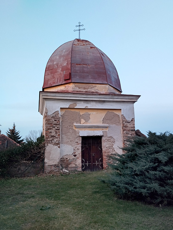 Zásmuky - bývalá kostnice