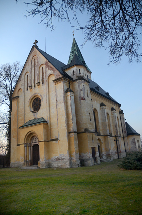 Zásmuky - kostel Nanebevzetí Panny Marie