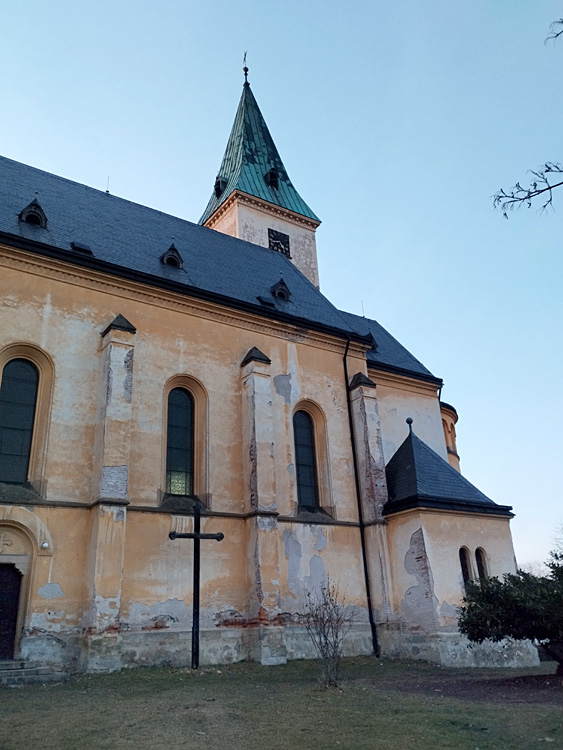 Zásmuky - kostel Nanebevzetí Panny Marie