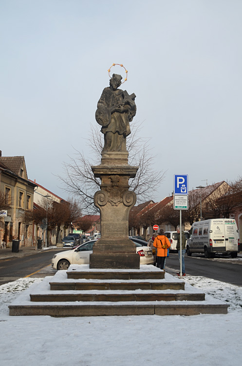 Čelákovice - socha svatého Jana Nepomuckého