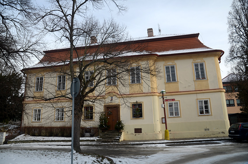 Čelákovice - kostel Nanebevzetí Panny Marie