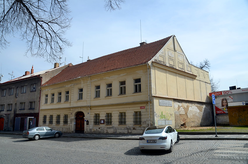 Kostelec nad Černými Lesy - děkanství