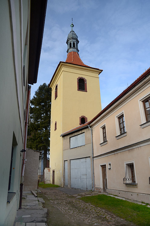 Kostelec nad Černými Lesy - kostel svatého Jana Křtitele