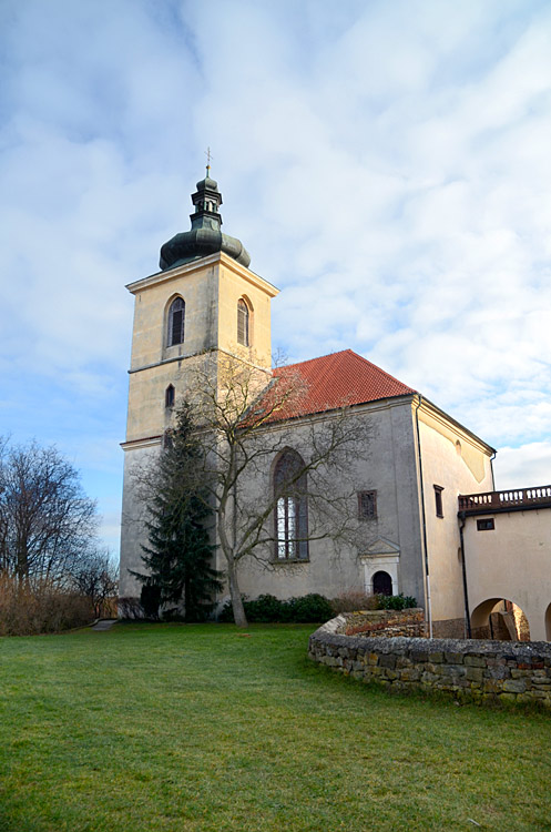 Kostelec nad Černými Lesy - zámecký kostel svatého Vojtěcha