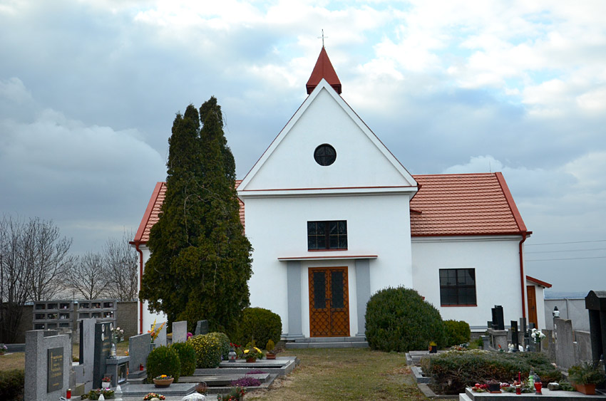 Všestary - kaple Panny Marie Lurdské