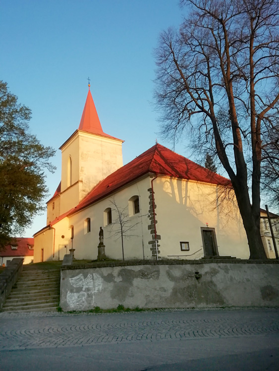 Jlov u Prahy - kostel svatho Vojtcha