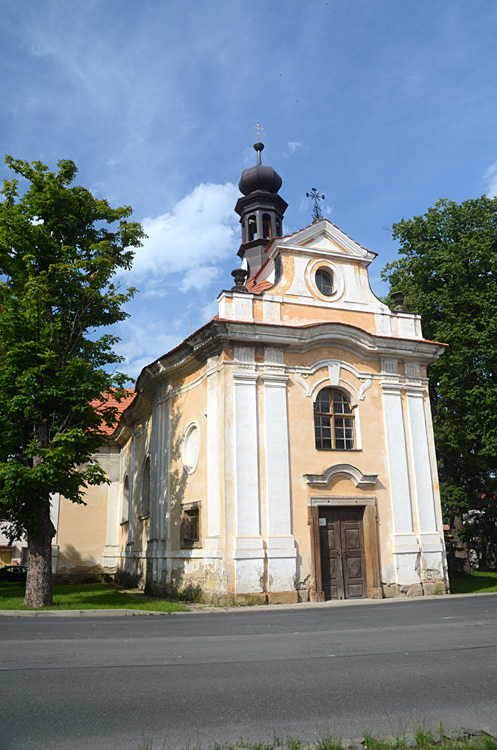 Panenský Týnec - kostel svatého Jiří