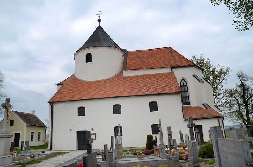 Častohostice - kostel svaté Barbory