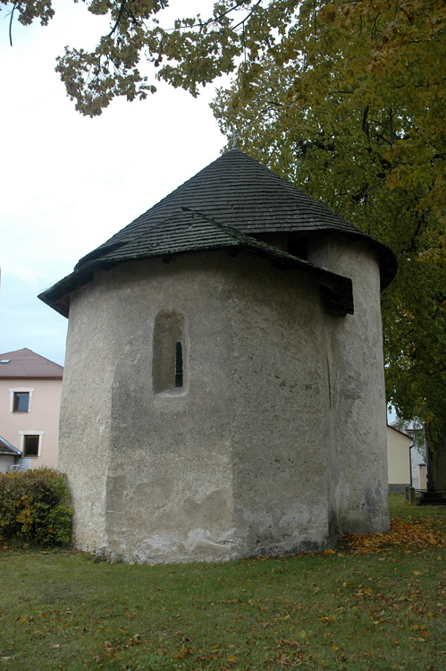 Stonařov - karner svaté Trojice