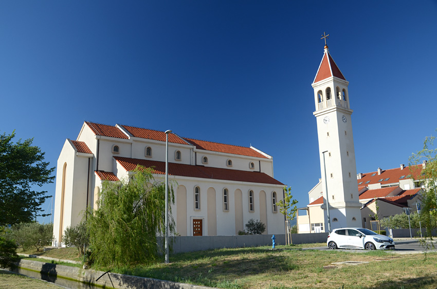 Omiš - nový kostel svatého Petra